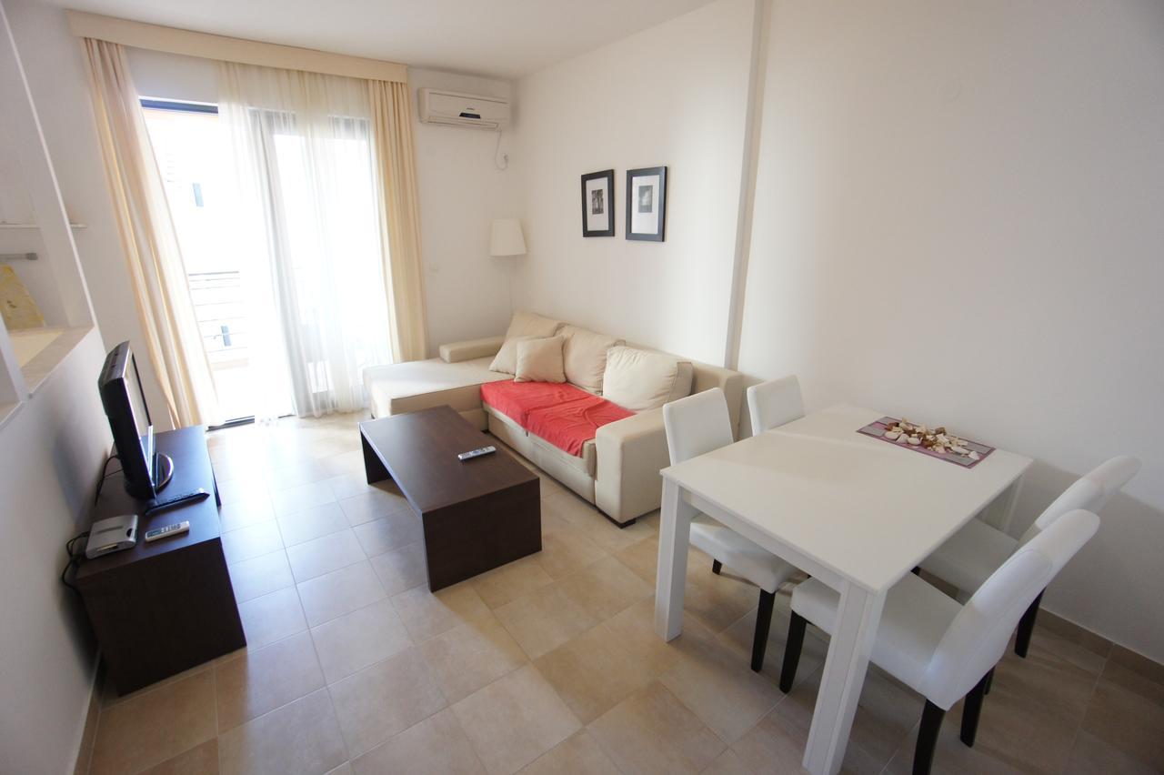 Becici Sunset Apartment