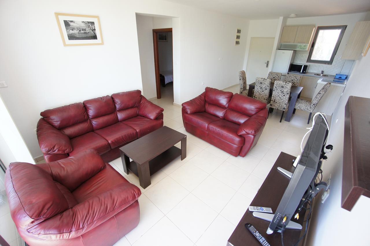 Becici Sunset Apartment